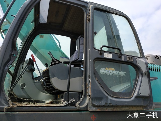 神钢 SK350LC-8 挖掘机