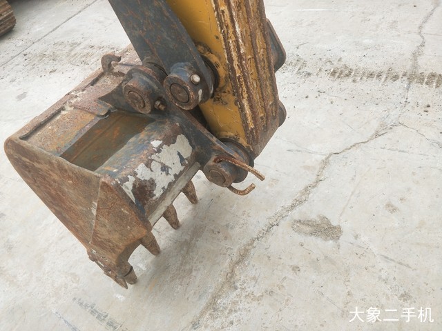 徐工 XE60 挖掘机