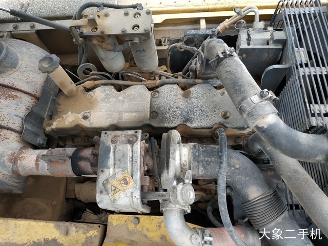 小松 PC220-8 挖掘机