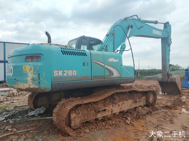 神钢 SK250-8 挖掘机