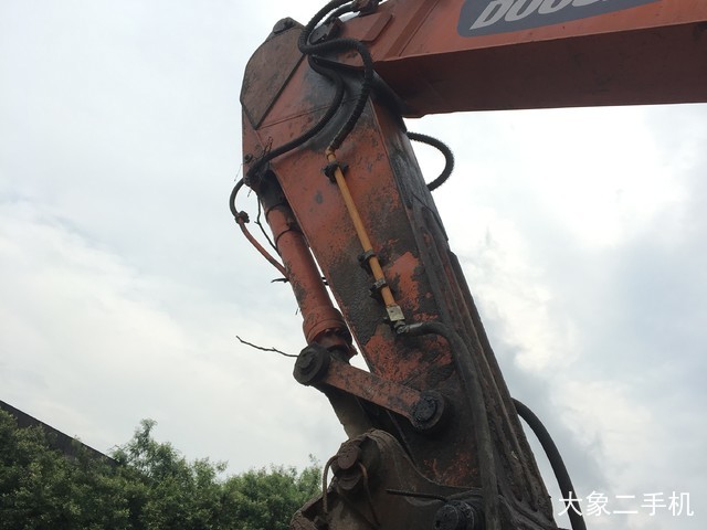 斗山 DH225LC-7 挖掘机