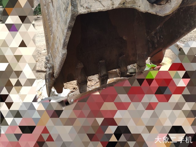 现代 R225LC-7 挖掘机