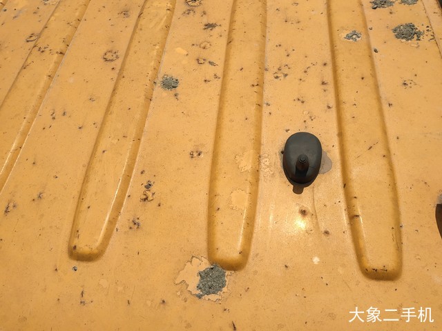现代 R150LC-9 挖掘机