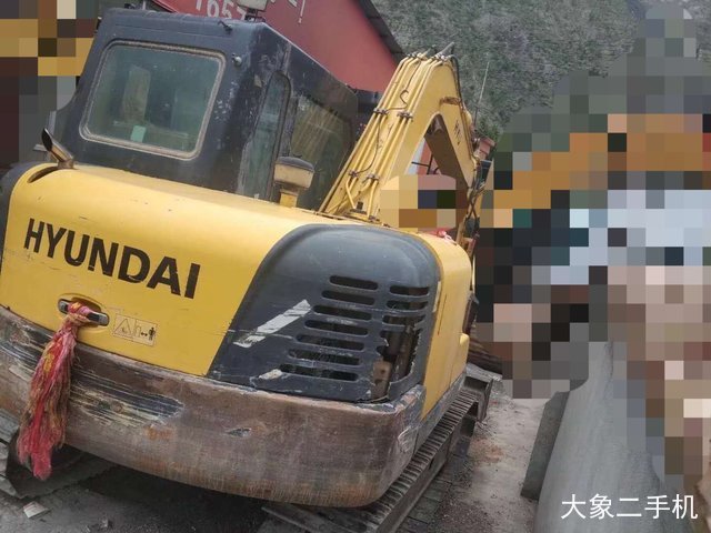 现代 R80-7 挖掘机