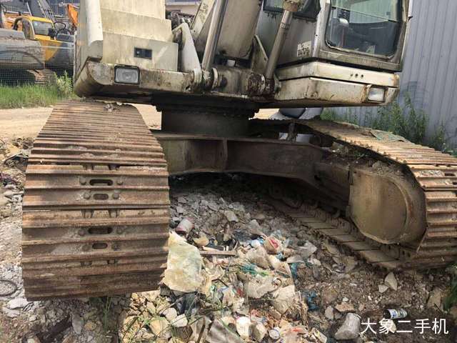 阿特拉斯中国 测试 挖掘机