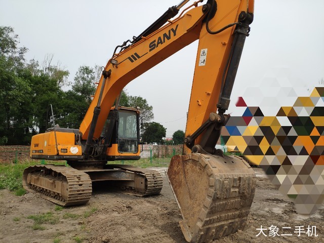 三一重工 SY235C-8S 挖掘机