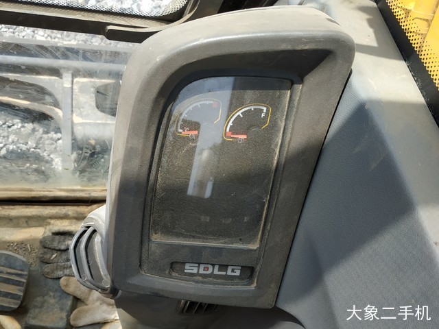 徐工 XE80A 挖掘机