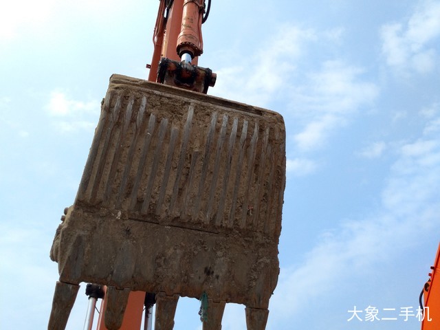 日立 ZX240-5A 挖掘机