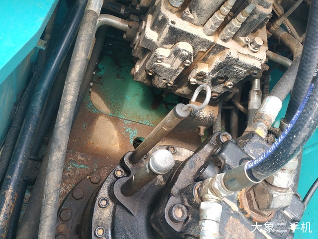 神钢 SK260LC-8 挖掘机