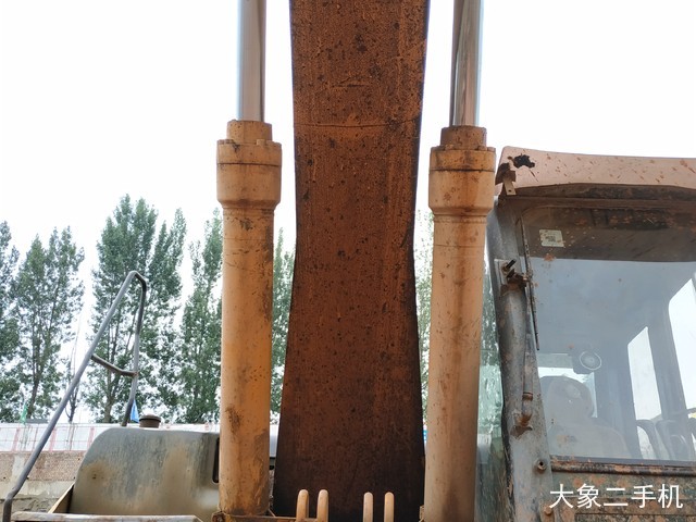 凯斯 CX300B 挖掘机