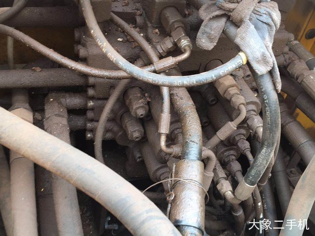 柳工 CLG6120E 挖掘机