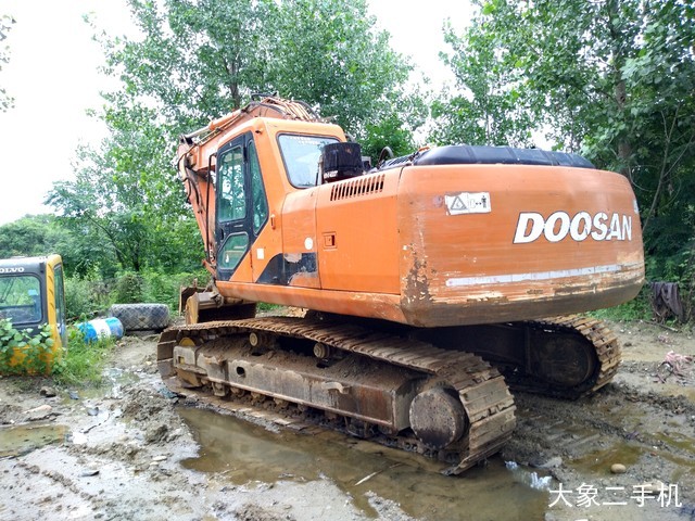 斗山 DH220LC-7 挖掘机