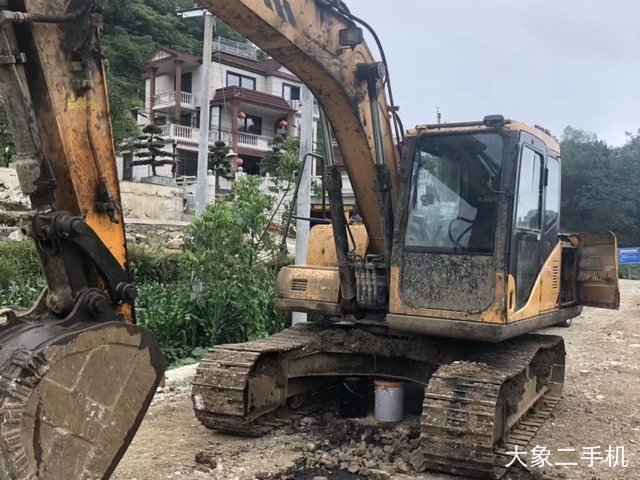 三一重工 SY135C-9 挖掘机