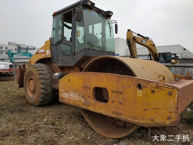 厦工 XG626M 压路机