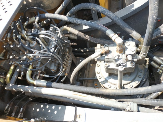 沃尔沃 EC350D 挖掘机