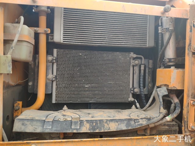 三一重工 SY235C 挖掘机