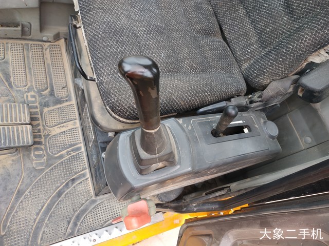 龙工 LG6060D 挖掘机