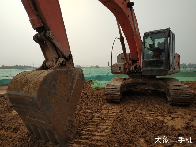 日立 ZX240-3 挖掘机