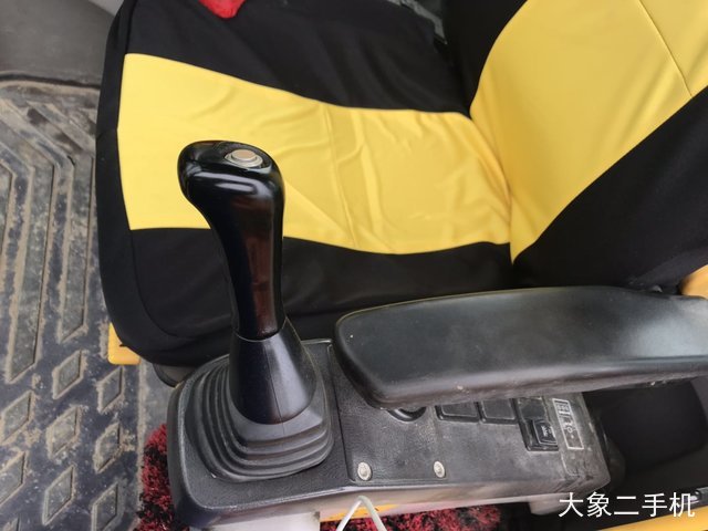 沃尔沃 EC350D 挖掘机