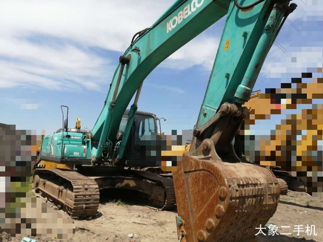 神钢 SK350LC-8 挖掘机