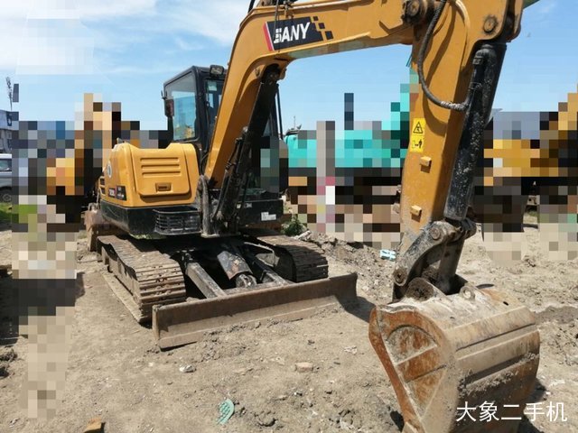 三一重工 SY55C 挖掘机