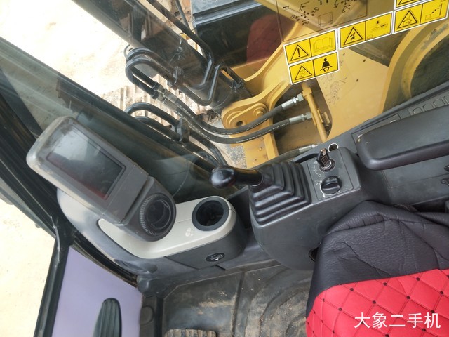 卡特彼勒 329DL 挖掘机