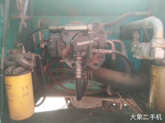 神钢 SK210LC-8 挖掘机