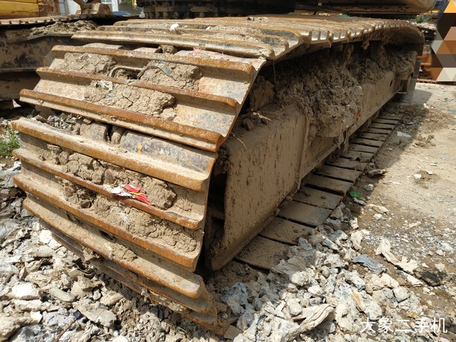 卡特彼勒 323DL 挖掘机