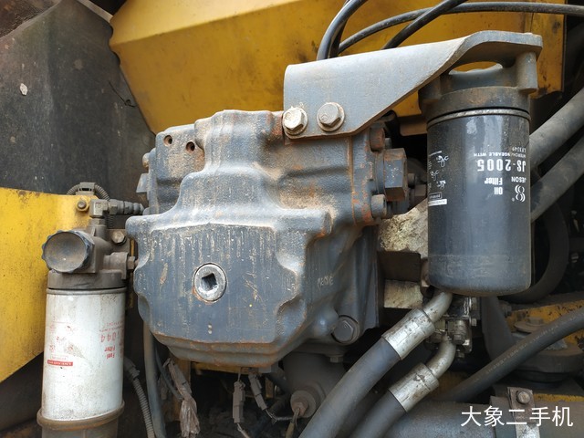小松 PC240LC-8 挖掘机