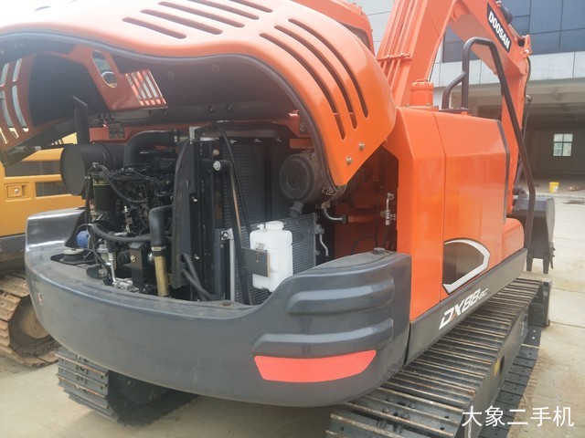 斗山 DH80 挖掘机