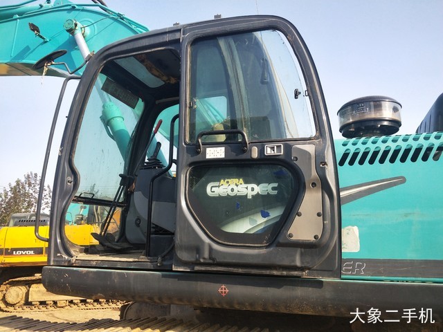 神钢 SK350LC-8 挖掘机