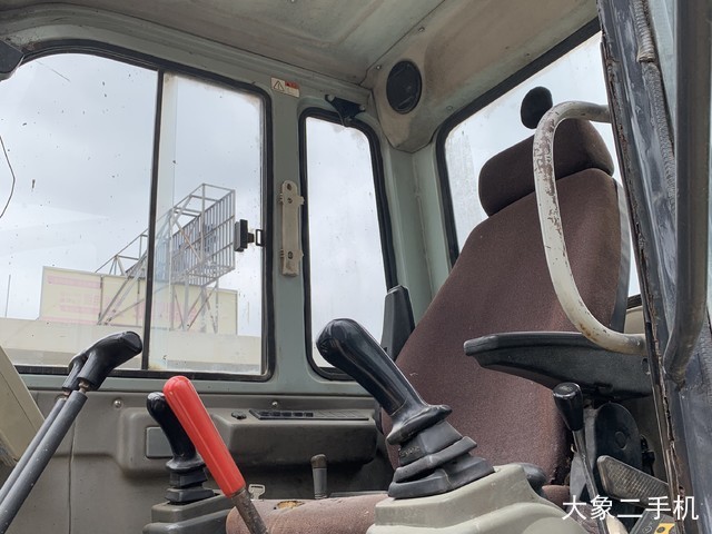 神钢 SK60-C 挖掘机