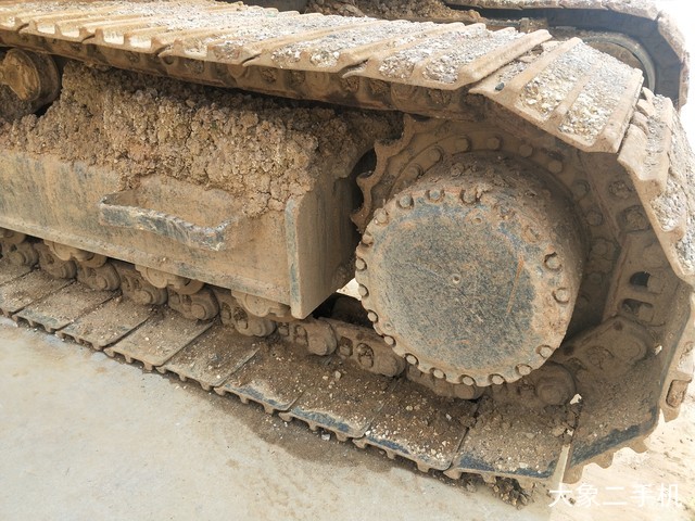 龙工 LG6235 挖掘机