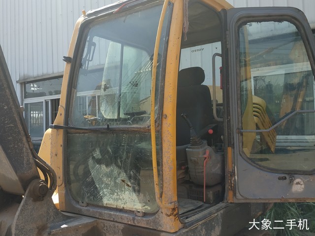 沃尔沃 EC55B 挖掘机