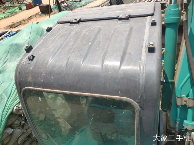 神钢 SK260LC-8 挖掘机