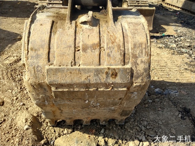 山东临工 LG685 挖掘机