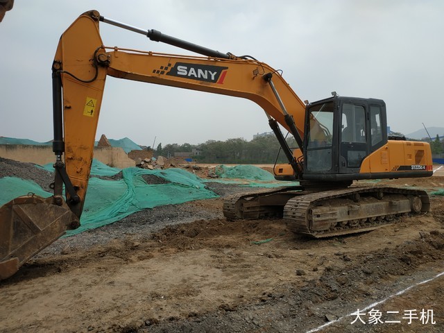 三一重工 SY225C 挖掘机