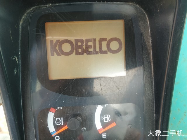 神钢 SK260LC-8 挖掘机