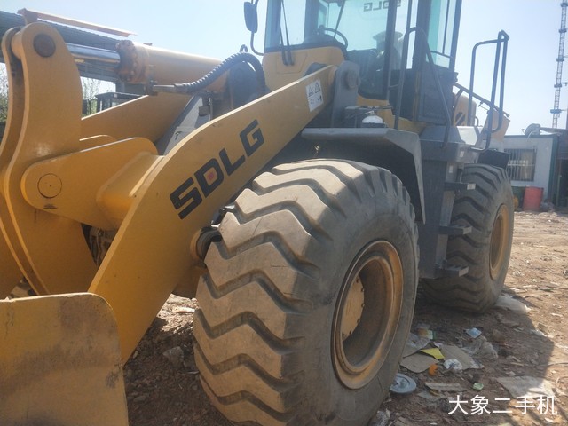 龙工 950E 装载机
