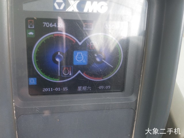 徐工 XE150D 挖掘机