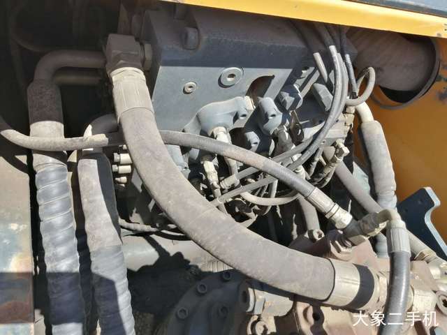 现代 R385LC-9T 挖掘机