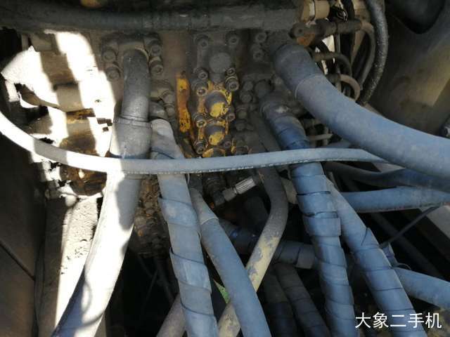 小松 PC220-7 挖掘机