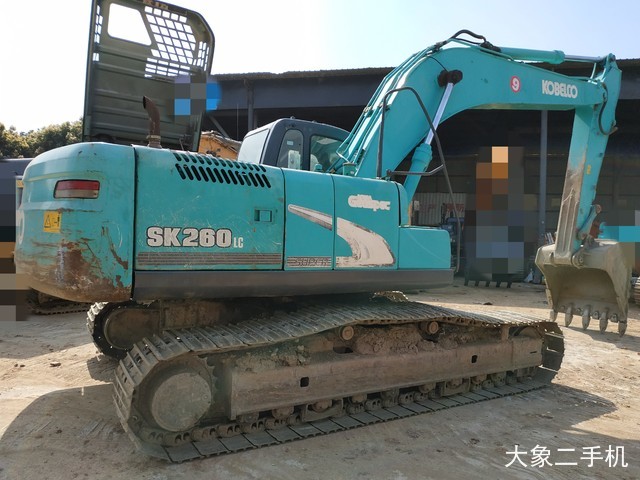 神钢 SK260LC-8 挖掘机