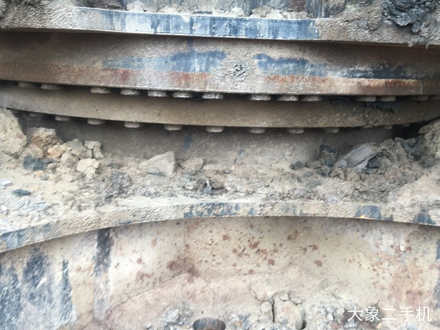 现代 R485LVS 挖掘机