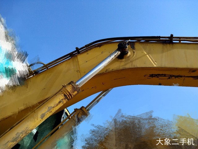 小松 PC240LC-8 挖掘机