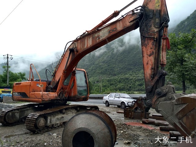 斗山 DH225LC-7 挖掘机