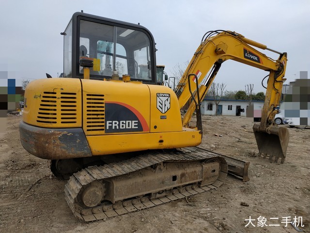 雷沃重工 FR60E 挖掘机