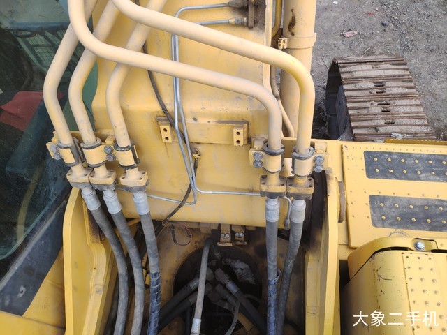 小松 PC300LC-8 挖掘机