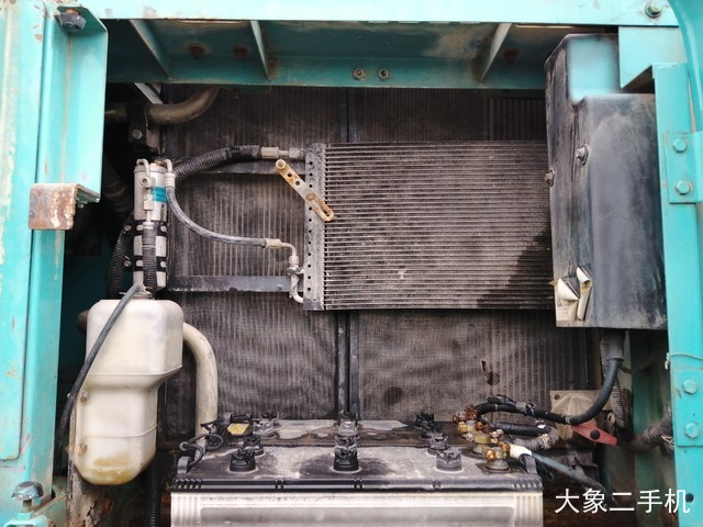 神钢 SK260LC-8 挖掘机
