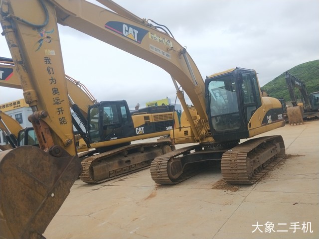 卡特彼勒 320C 挖掘机